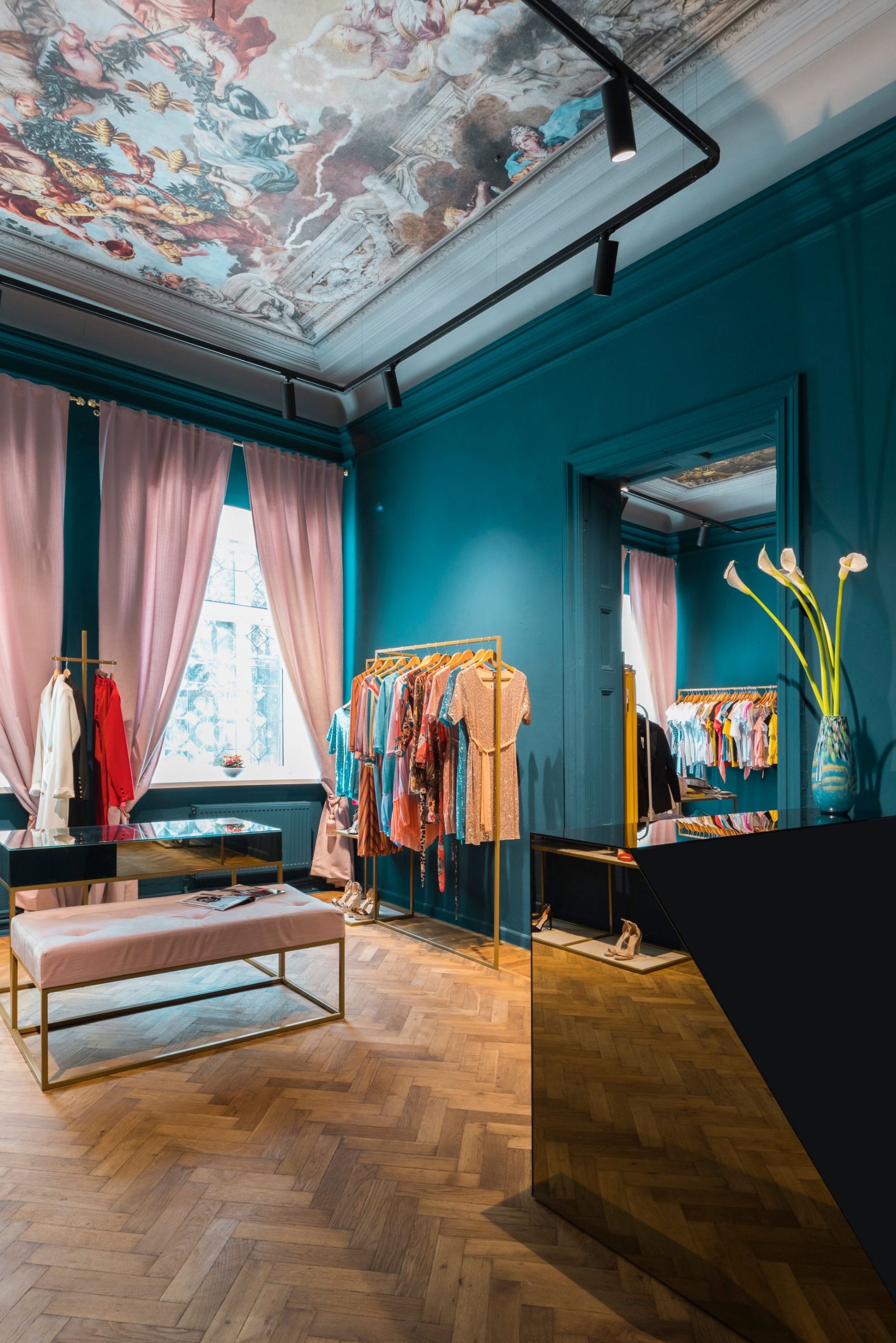 design interior magazin de haine Moldova Chisinau