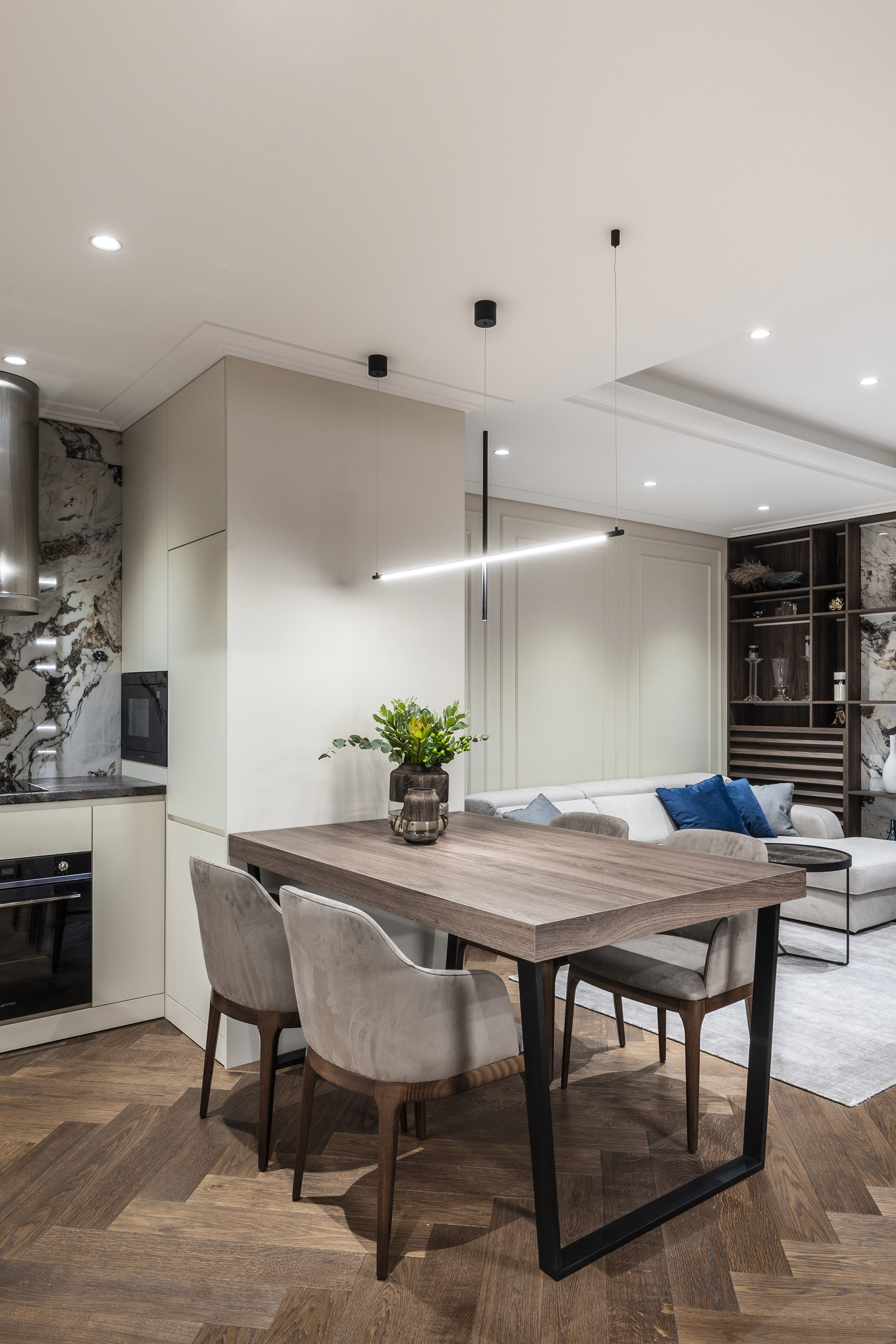 Living room cu bacatarie open space in design de interior nobil de la birould e arhitectura ab+partners
