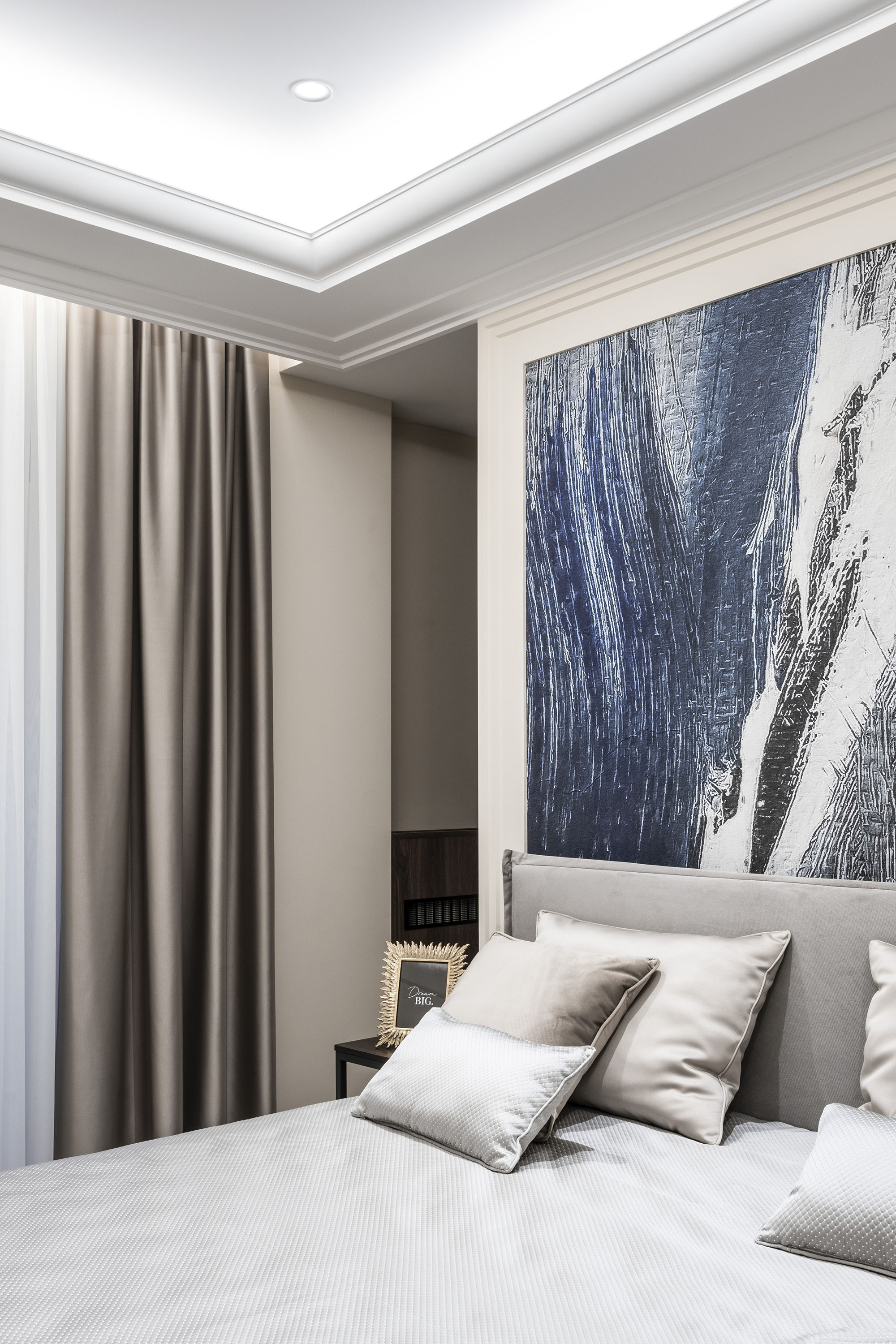 Blue accents apartment – calm și detalii nobile. Proiect de design interior ab+partners